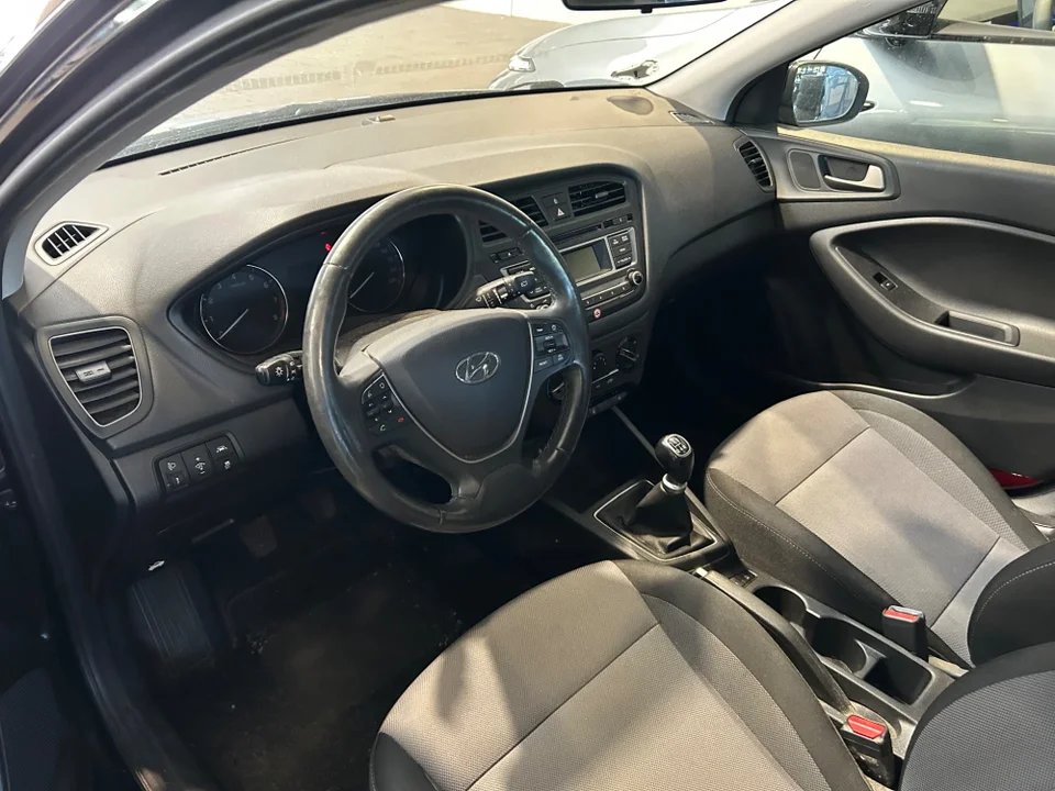 Hyundai i20 1,25 Trend 5d
