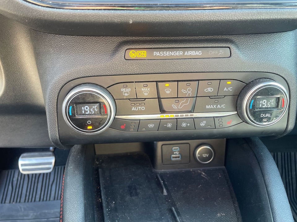 Ford Kuga 2,5 PHEV ST-Line X CVT 5d