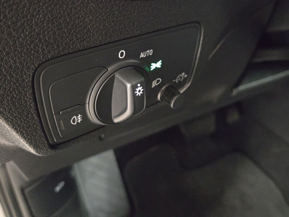 Audi Q2 35 TFSi Prestige S-tr. 5d