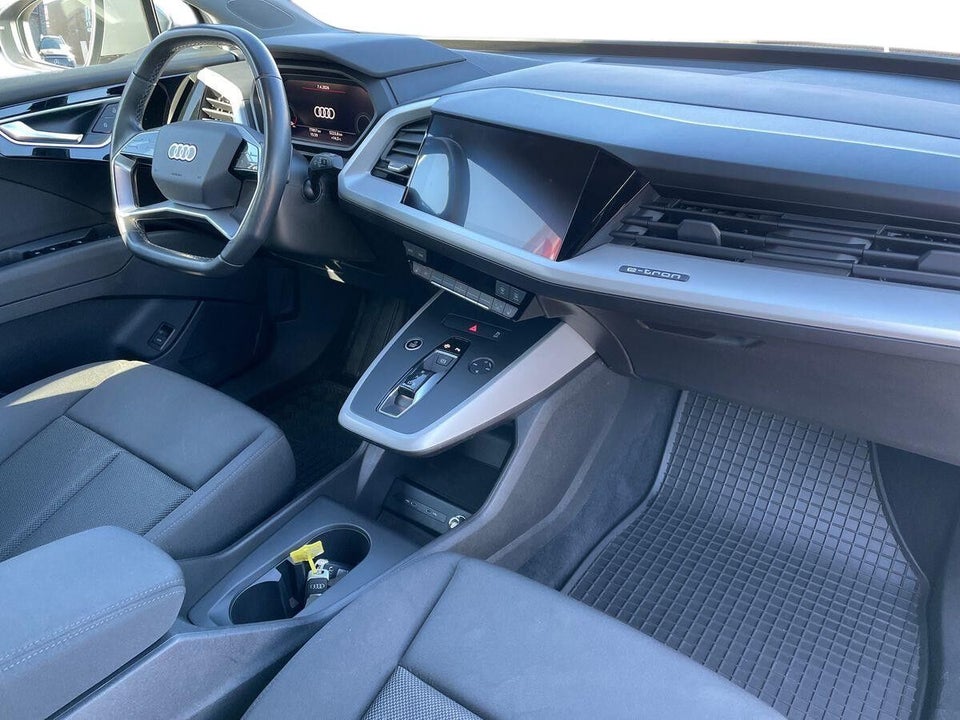 Audi Q4 e-tron 40  5d