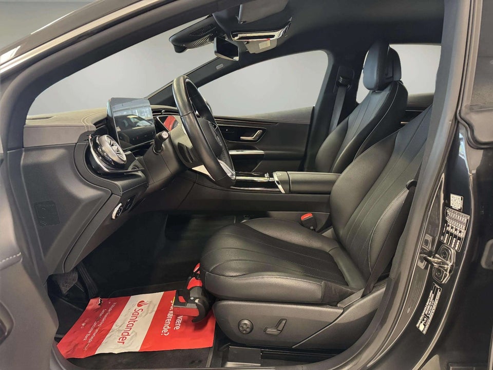 Mercedes EQE300 Electric Art 4d