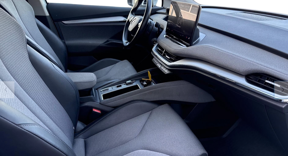 Skoda Enyaq 80 iV Loft 5d