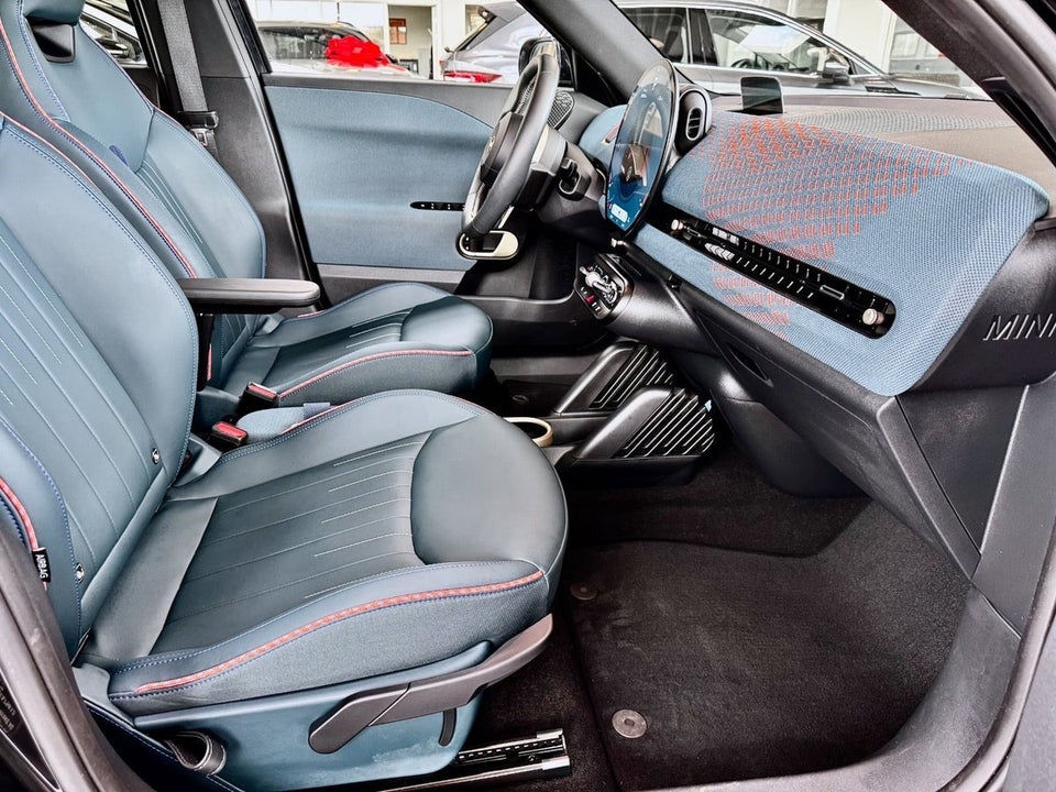 MINI Aceman SE Favoured Trim M 5d