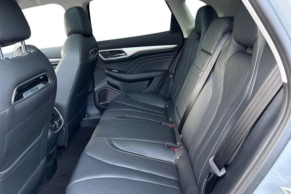 MG Marvel R Performance 5d