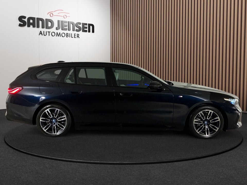 BMW i5 eDrive40 Touring M-Sport 5d