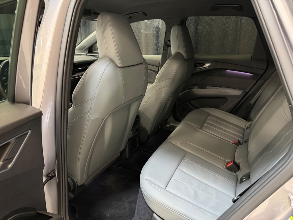 Audi Q4 e-tron 50 edition one quattro 5d