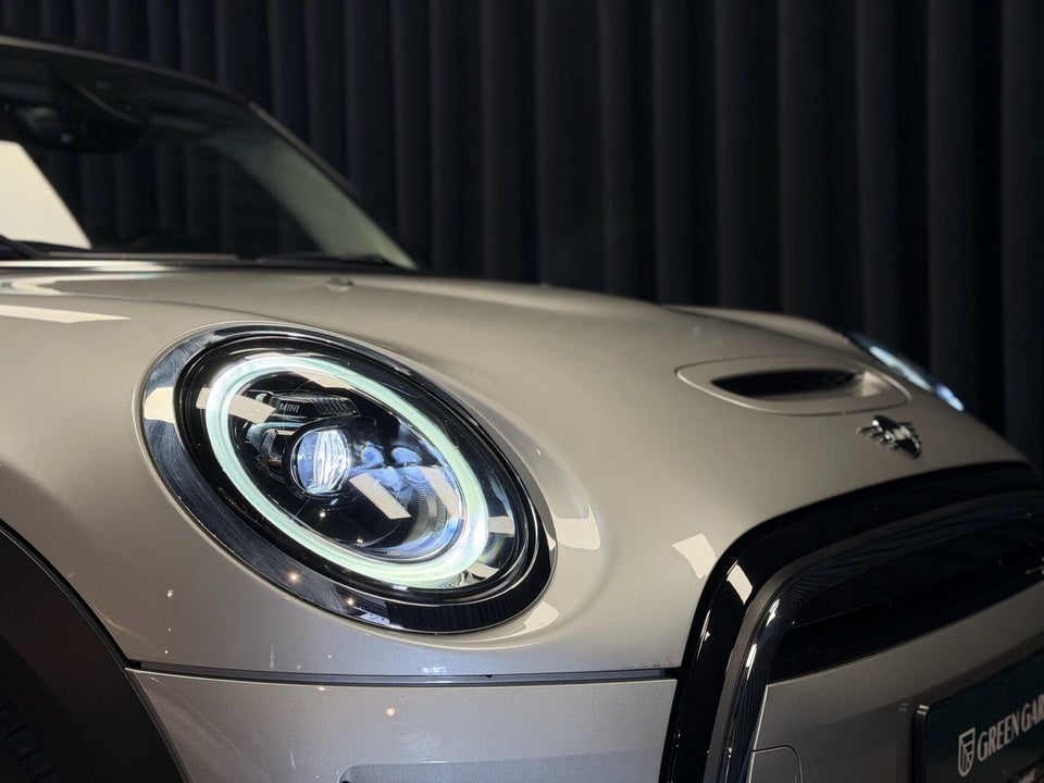 MINI Cooper SE Classic Trim 3d