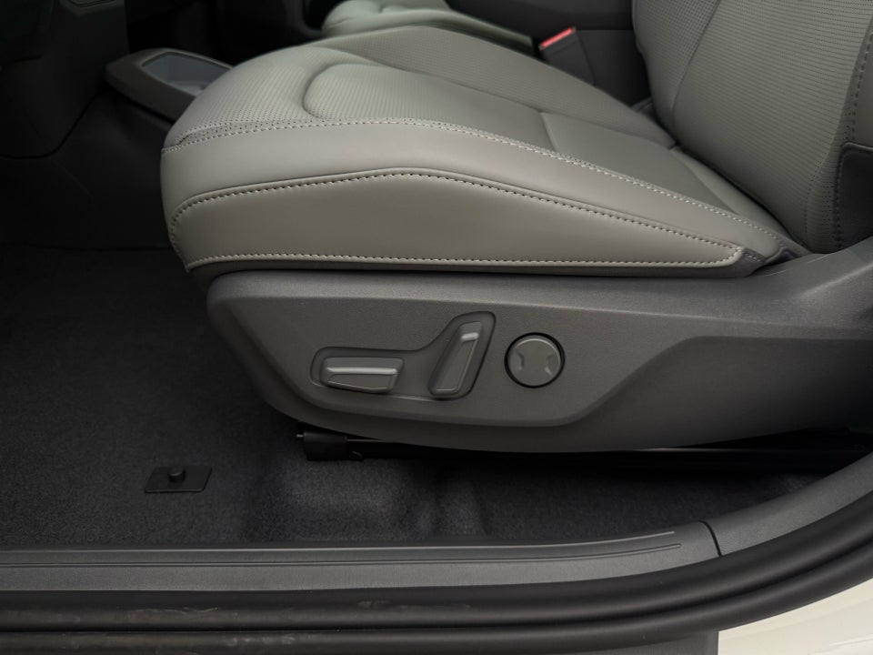 Kia EV3 81 Long Range Upgrade 5d