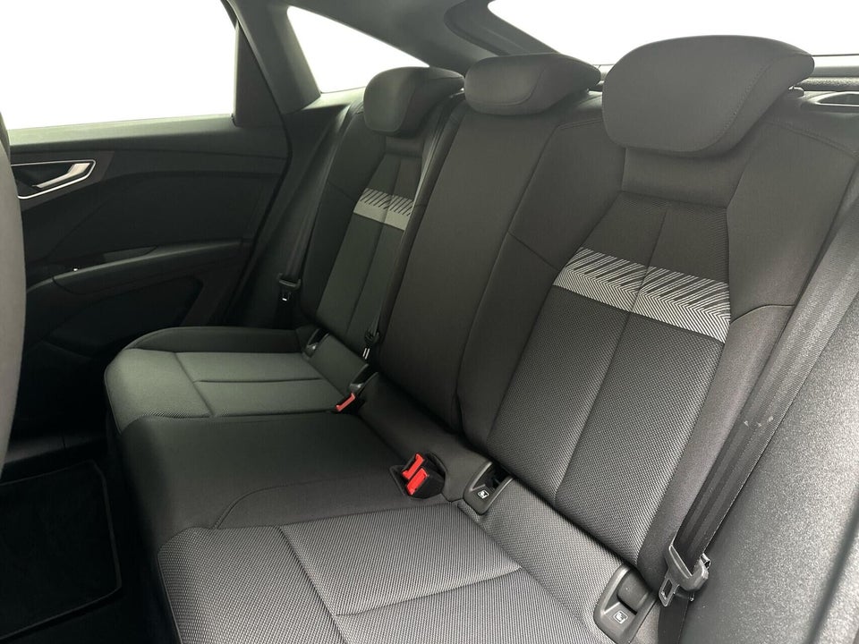 Audi Q4 e-tron 45 Attitude Sportback 5d