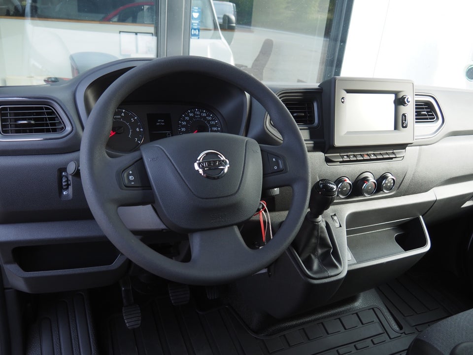 Nissan Interstar 2,3 dCi 150 L2H2 N-Connecta Van