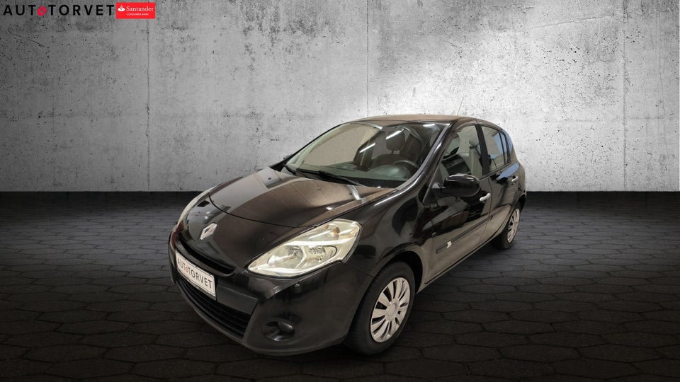 Renault Clio III 1,5 dCi 65 Expression 5d