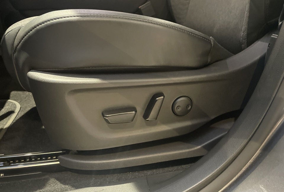 Nissan Ariya 63 Engage 5d