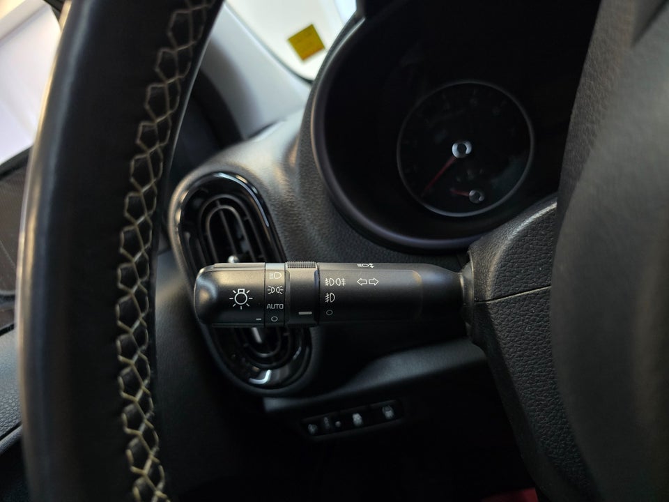 Kia Picanto 1,0 MPi Attraction 5d