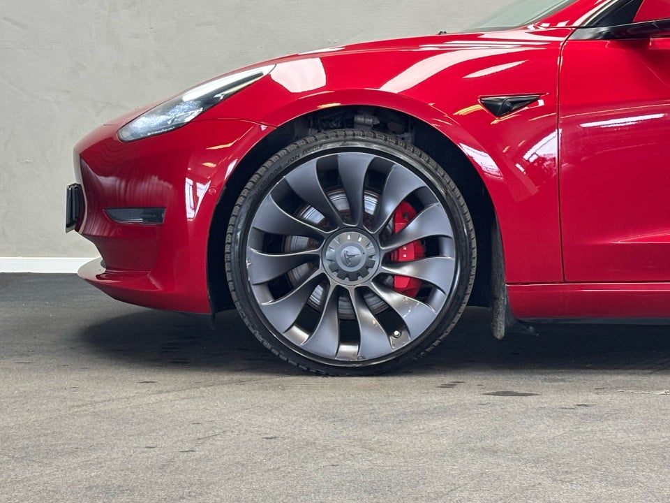 Tesla Model 3 Performance AWD 4d