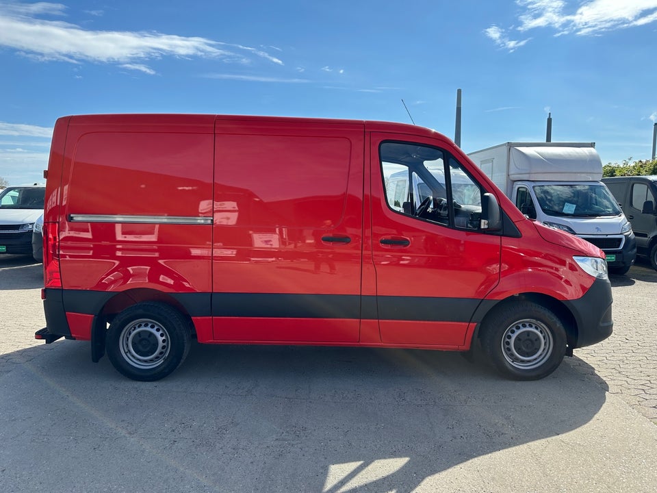 Mercedes Sprinter 215 2,0 CDi A1 Kassevogn aut. FWD