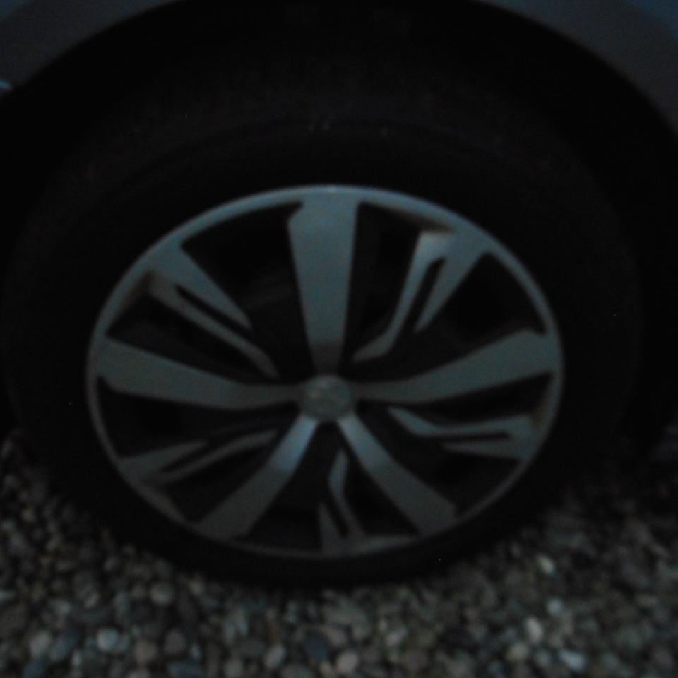 Peugeot 208 1,2 PureTech 75 Active 5d