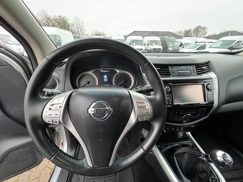 Nissan Navara 2,3 dCi 190 Db.Kab Tekna 4d