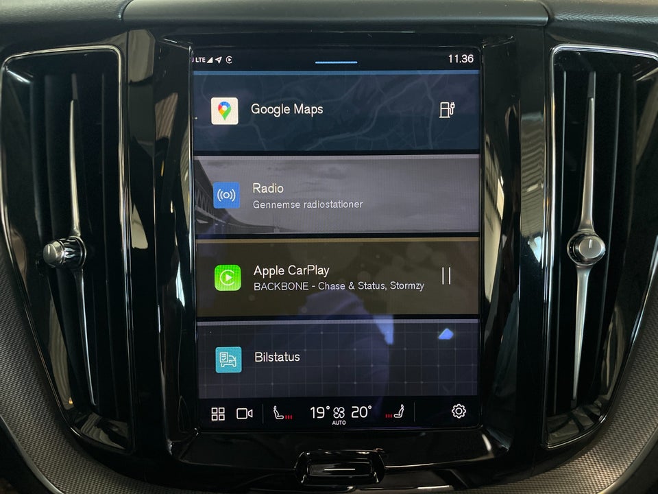 Volvo XC60 2,0 T6 ReCharge Plus Dark aut. AWD 5d