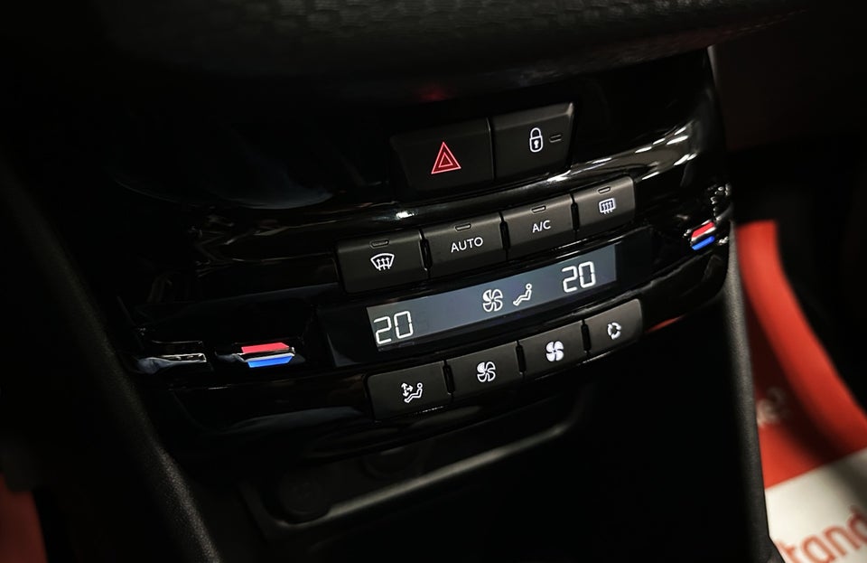 Peugeot 208 1,5 BlueHDi 100 Prestige 5d