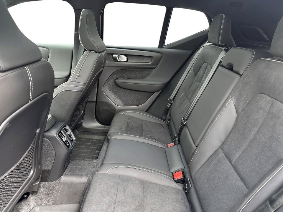 Volvo XC40 ReCharge Twin Ultimate 5d