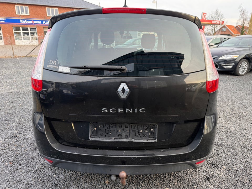 Renault Grand Scenic III 1,6 16V Expression 7prs 5d