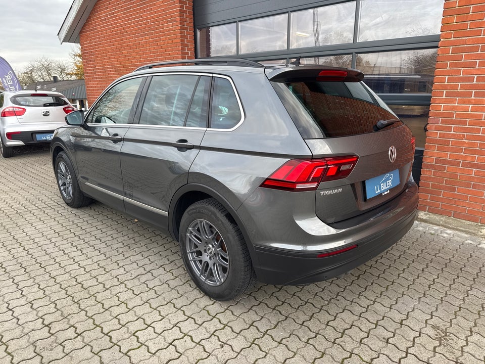 VW Tiguan 2,0 TDi 150 Highline DSG Van 5d
