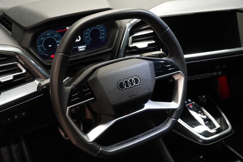 Audi Q4 e-tron 45 S-line 5d
