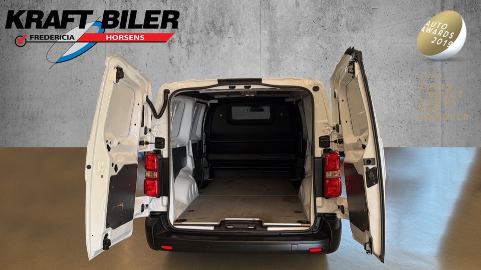 Toyota ProAce 2,0 D 144 Long Comfort Master 5d