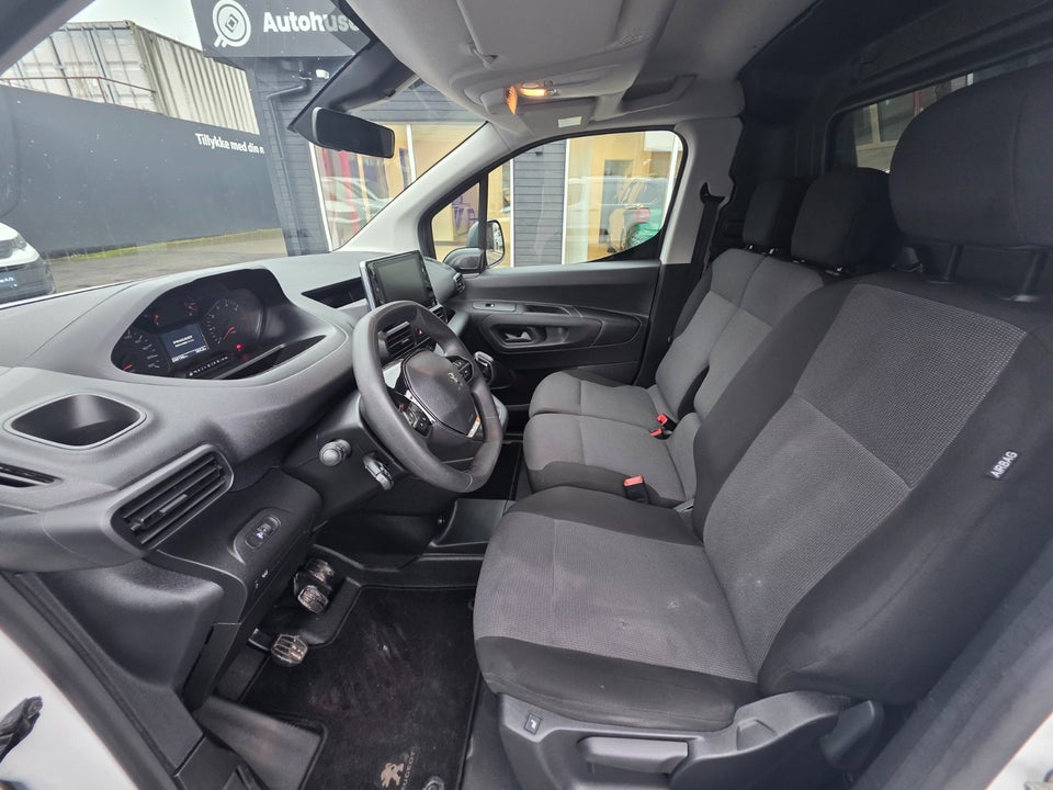 Peugeot Partner 1,5 BlueHDi 100 L2V2 Ultimate Van