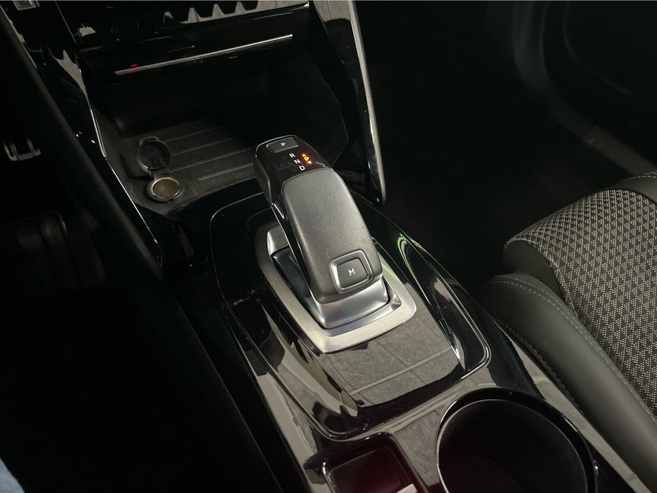Peugeot 2008 1,2 PureTech 130 GT EAT8 5d