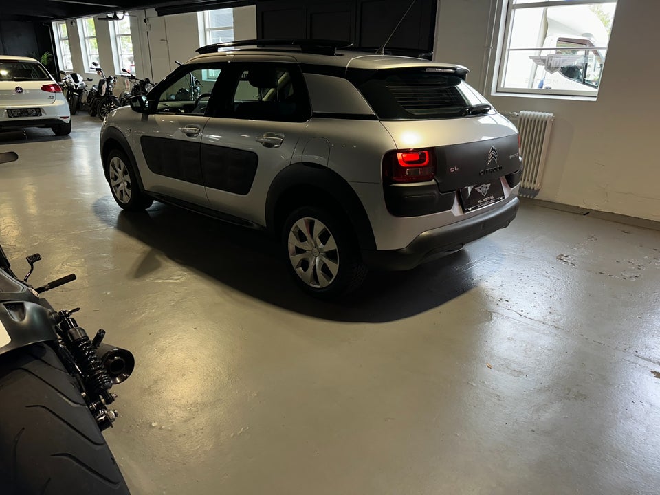 Citroën C4 Cactus 1,2 PureTech 82 Feel 5d