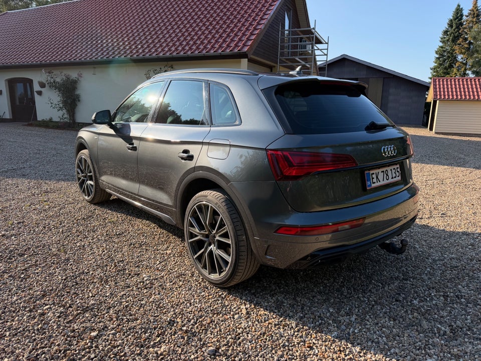 Audi Q5 55 TFSi e S-line quattro S-tr. 5d