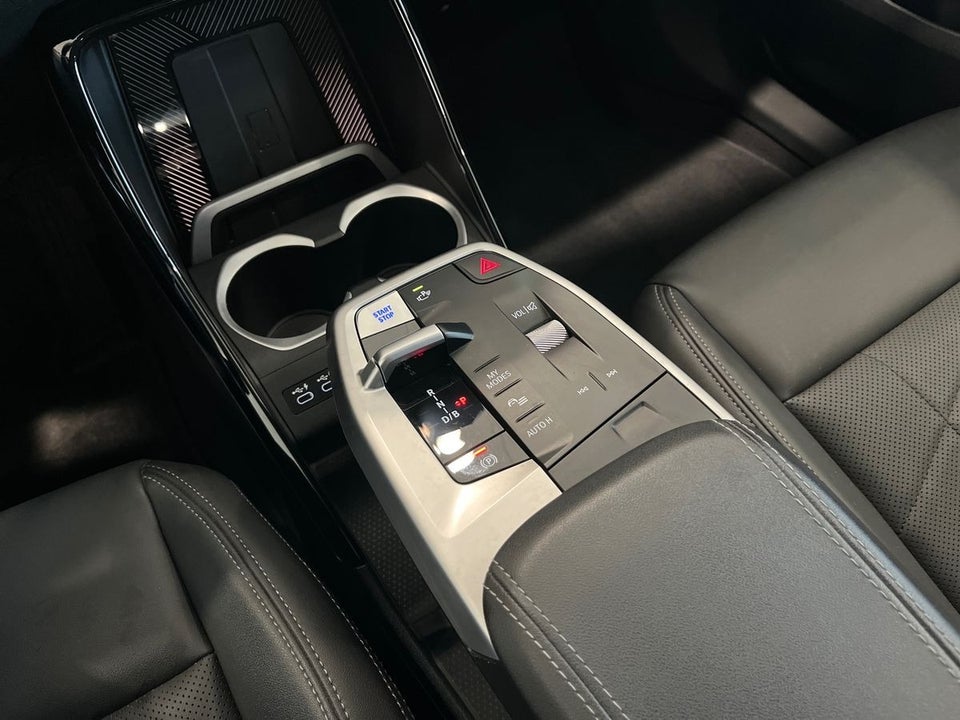 BMW iX1 xDrive30 X-Line 5d