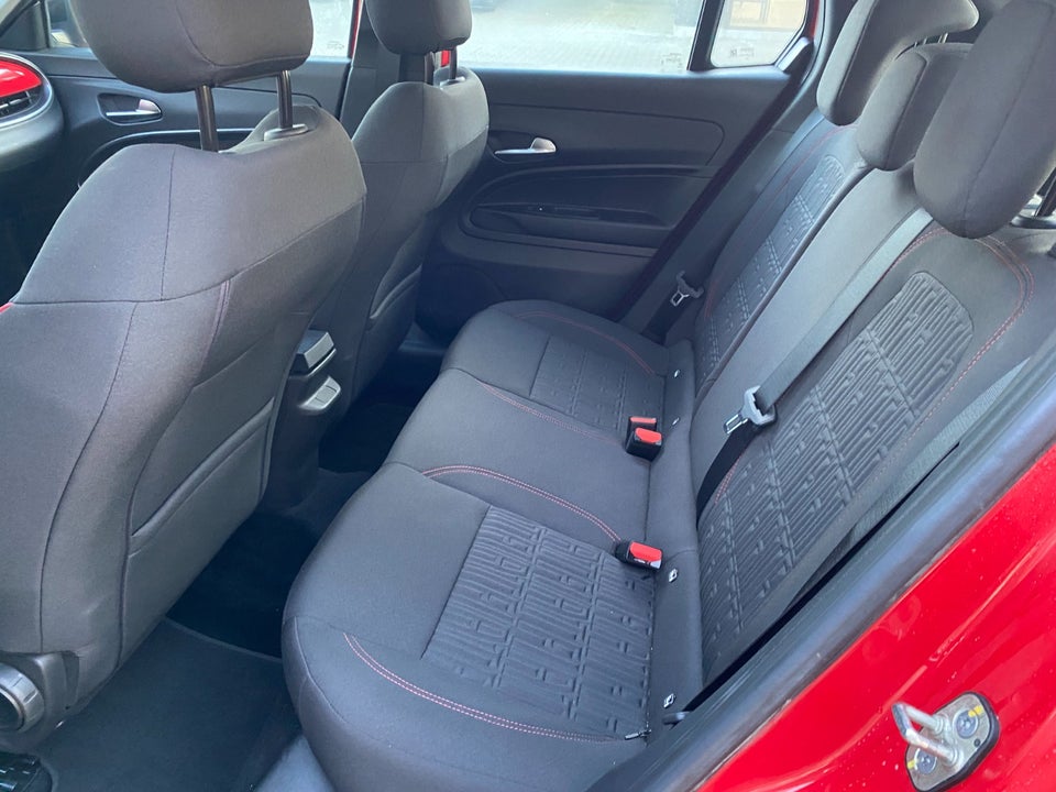 Fiat 600e 54 (RED) 5d