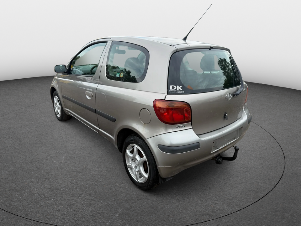 Toyota Yaris 1,0 Luna 3d