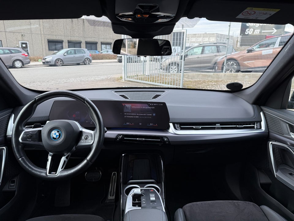 BMW iX1 xDrive30 M-Sport 5d