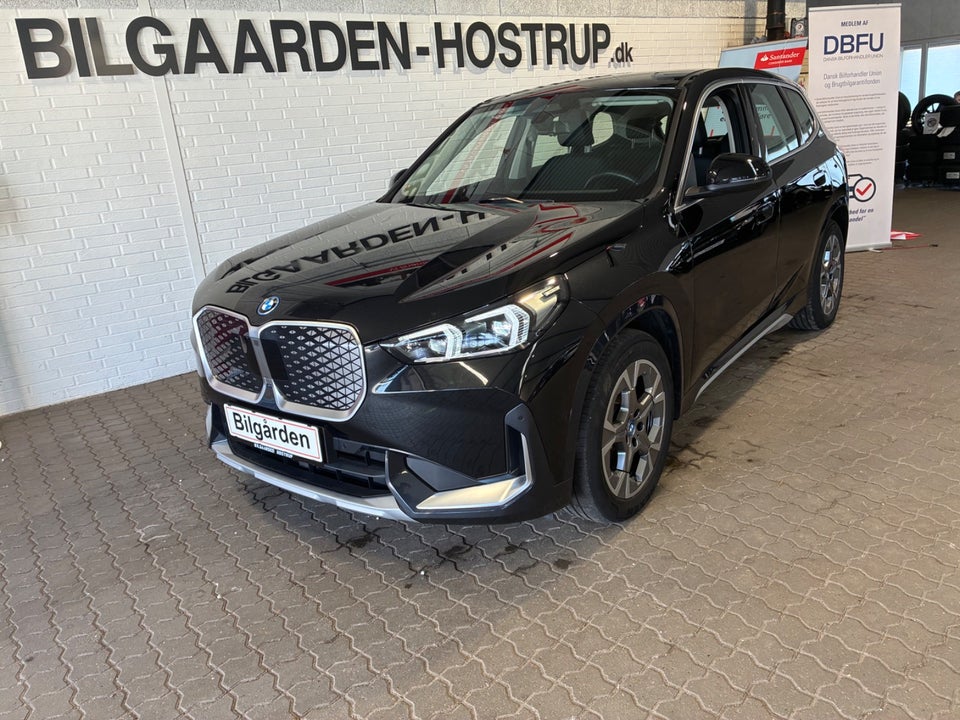 BMW iX1 xDrive30 X-Line 5d