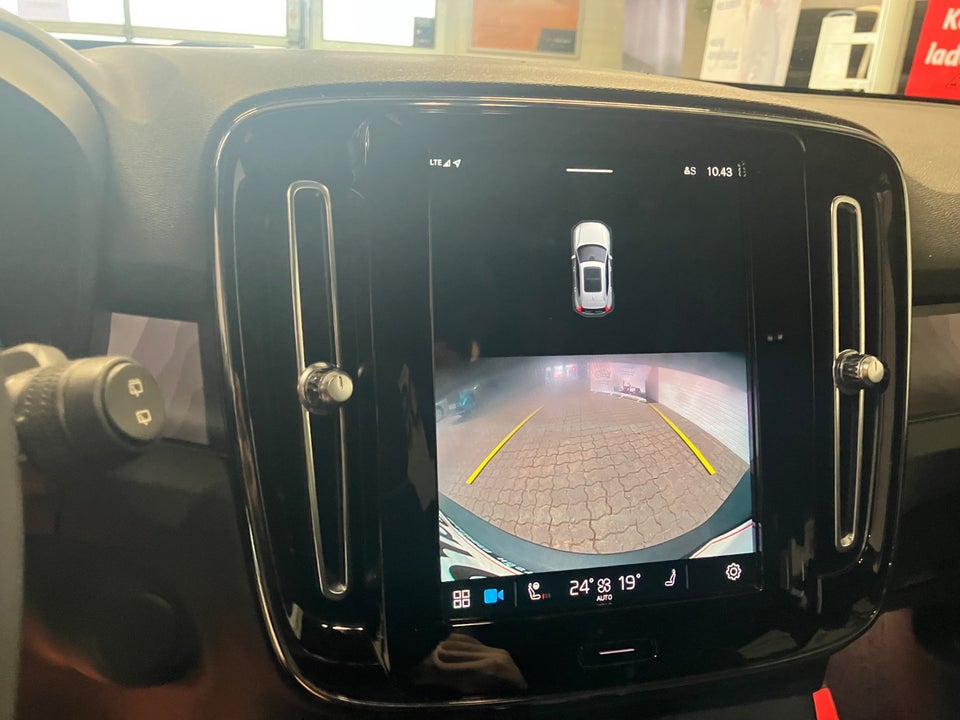 Volvo XC40 P6 ReCharge Core 5d