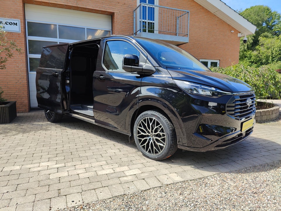 Ford Transit Custom 300L 2,0 EcoBlue Limited aut.