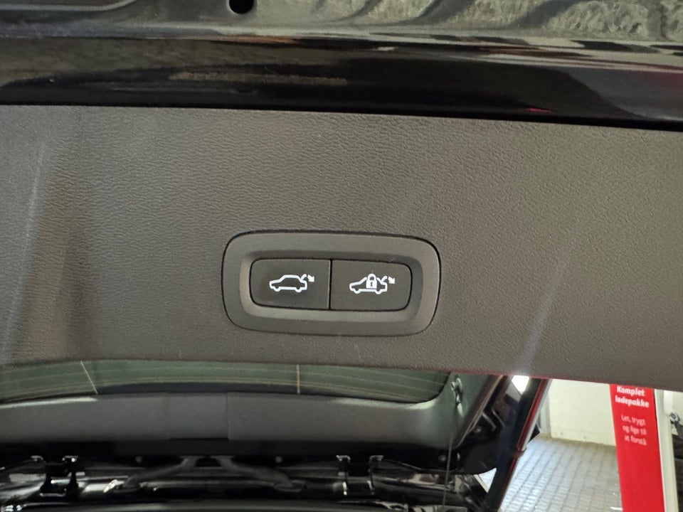 Volvo XC40 P6 ReCharge Core 5d