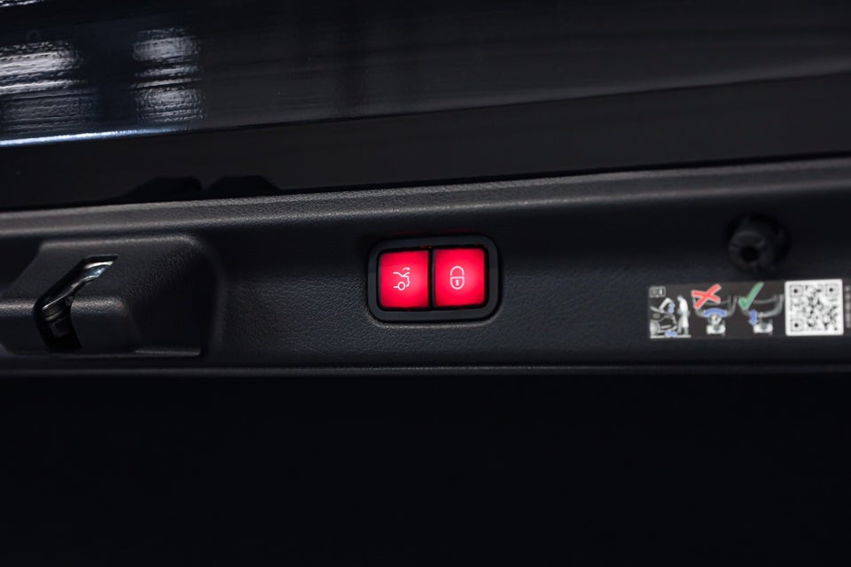 Mercedes EQE350 AMG Line 4d