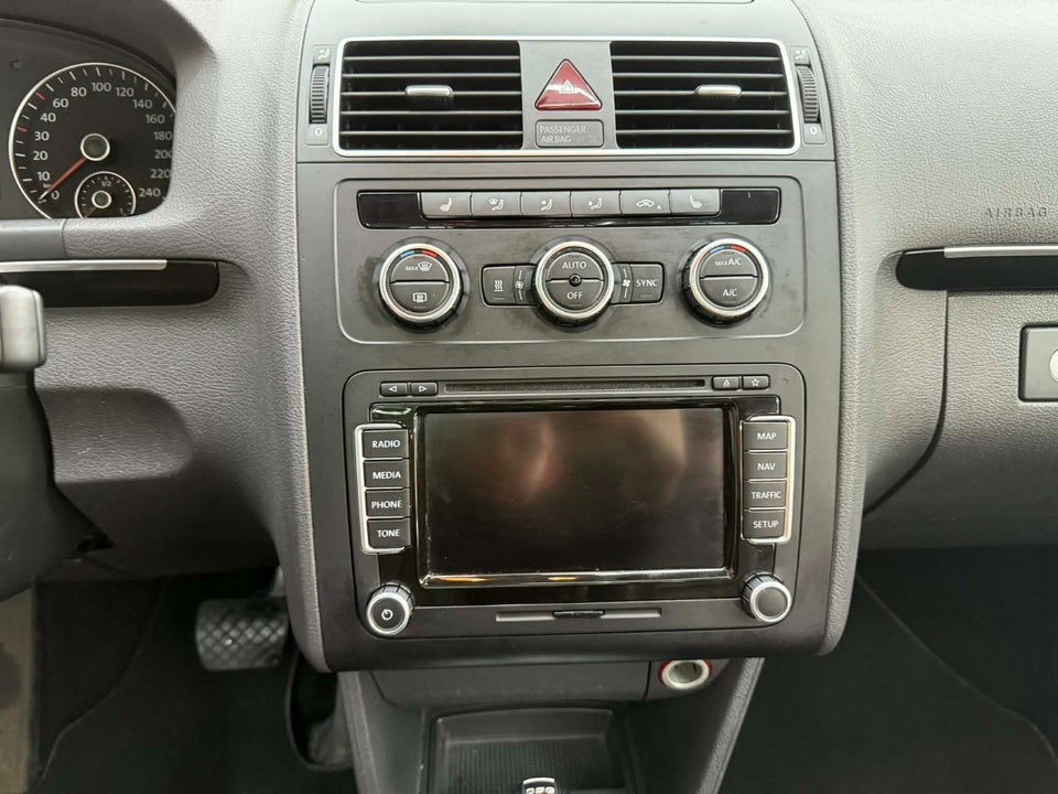 VW Touran 2,0 TDi 177 Highline DSG 7prs 5d