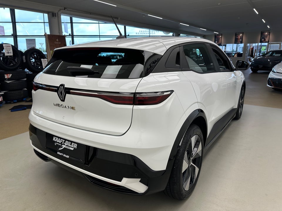 Renault Megane E-Tech 40 Equilibre 5d
