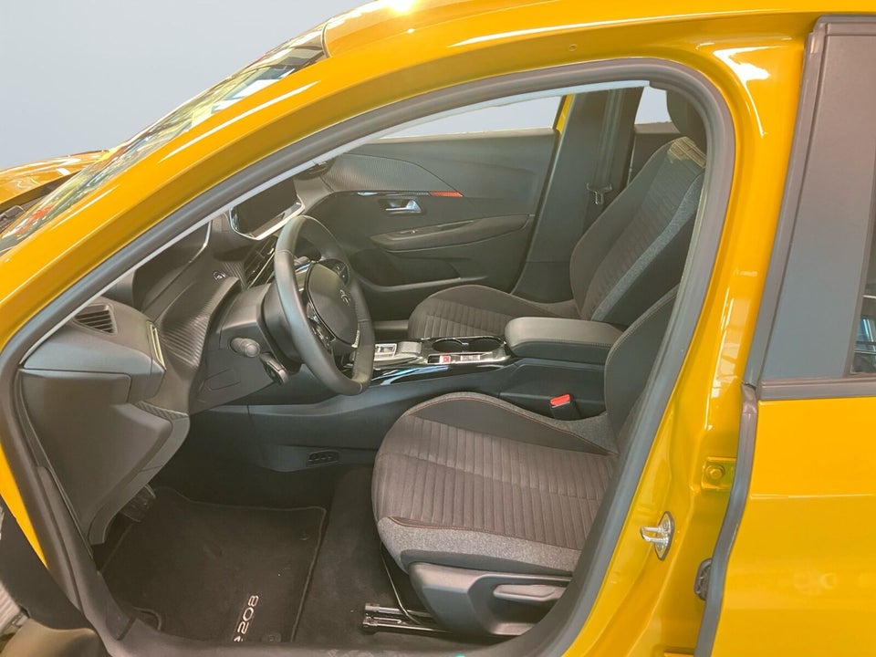 Peugeot e-208 50 Active Pack 5d