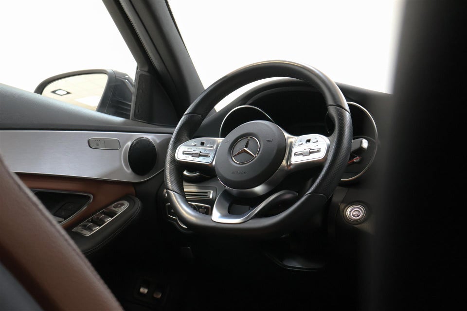Mercedes C300 e 2,0 AMG Line aut. 4d