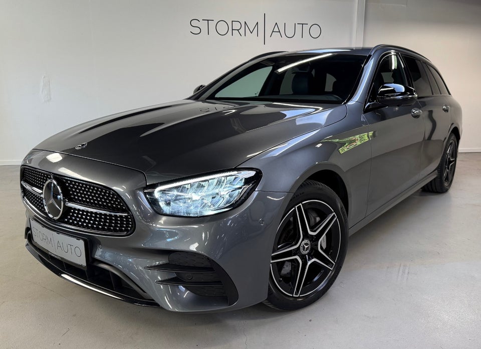 Mercedes E300 de 2,0 AMG Line stc. aut. 4Matic 5d