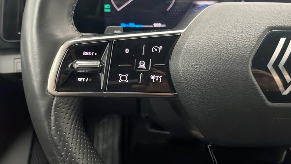 Renault Megane E-Tech 60 Techno 5d