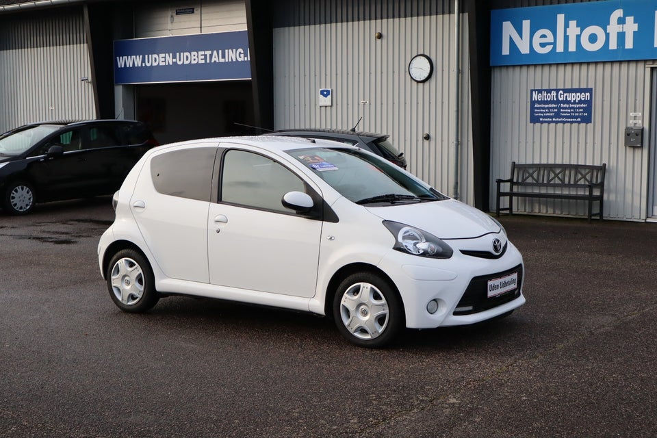Toyota Aygo 1,0 VVT-i T2 Air Connect 5d