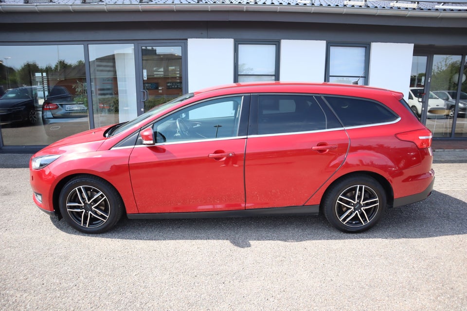 Ford Focus 1,0 SCTi 125 Business stc. 5d