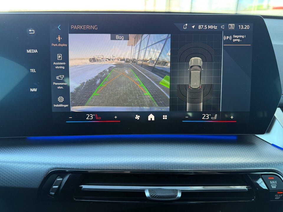 BMW iX1 eDrive20 M-Sport 5d